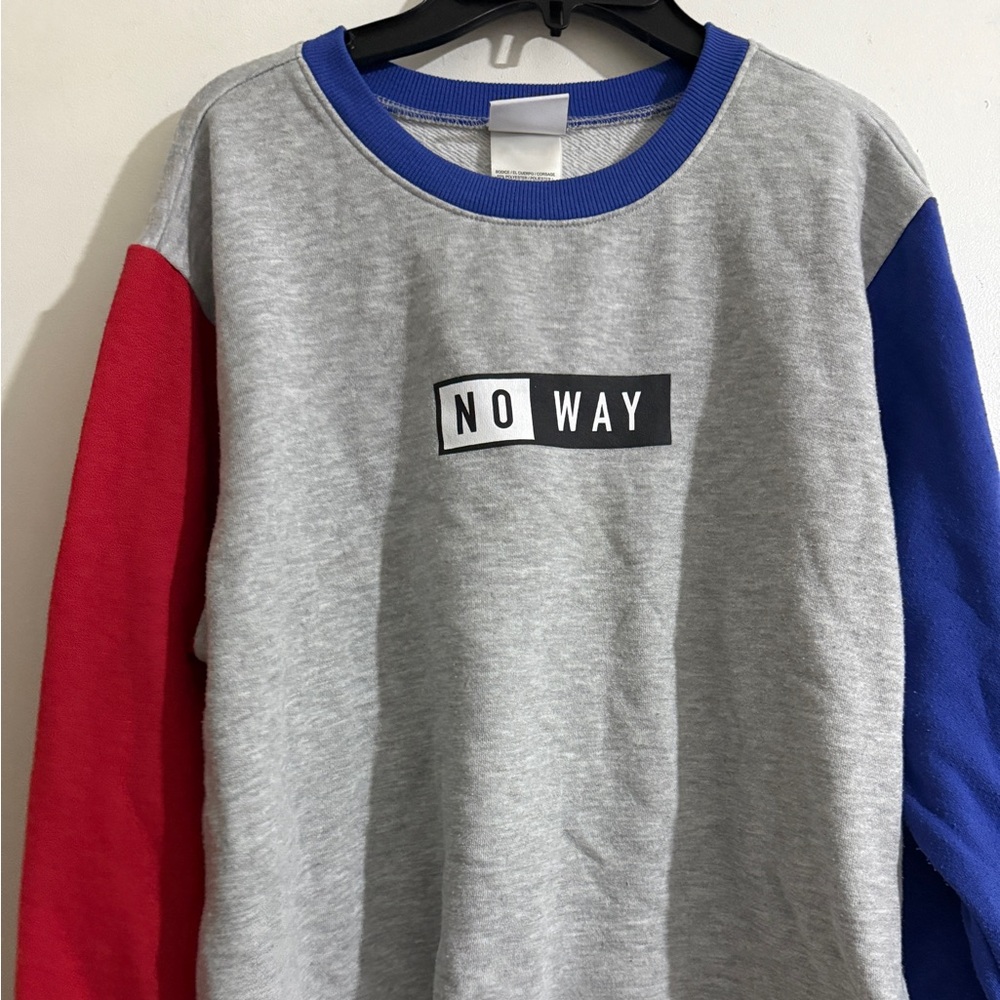 Women’s sweatshirt